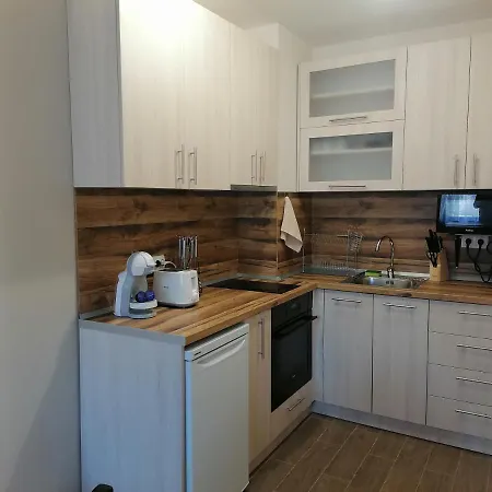 Gardens A27 ボロヴェッツ